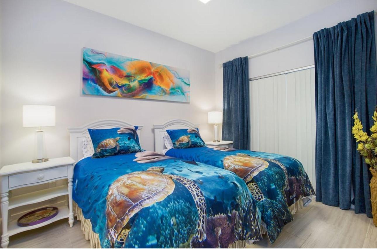 Naples Dream At Wtc With Heated Pool Spa Sauna 7 Bicycles And 3 Mls To Beach Екстериор снимка